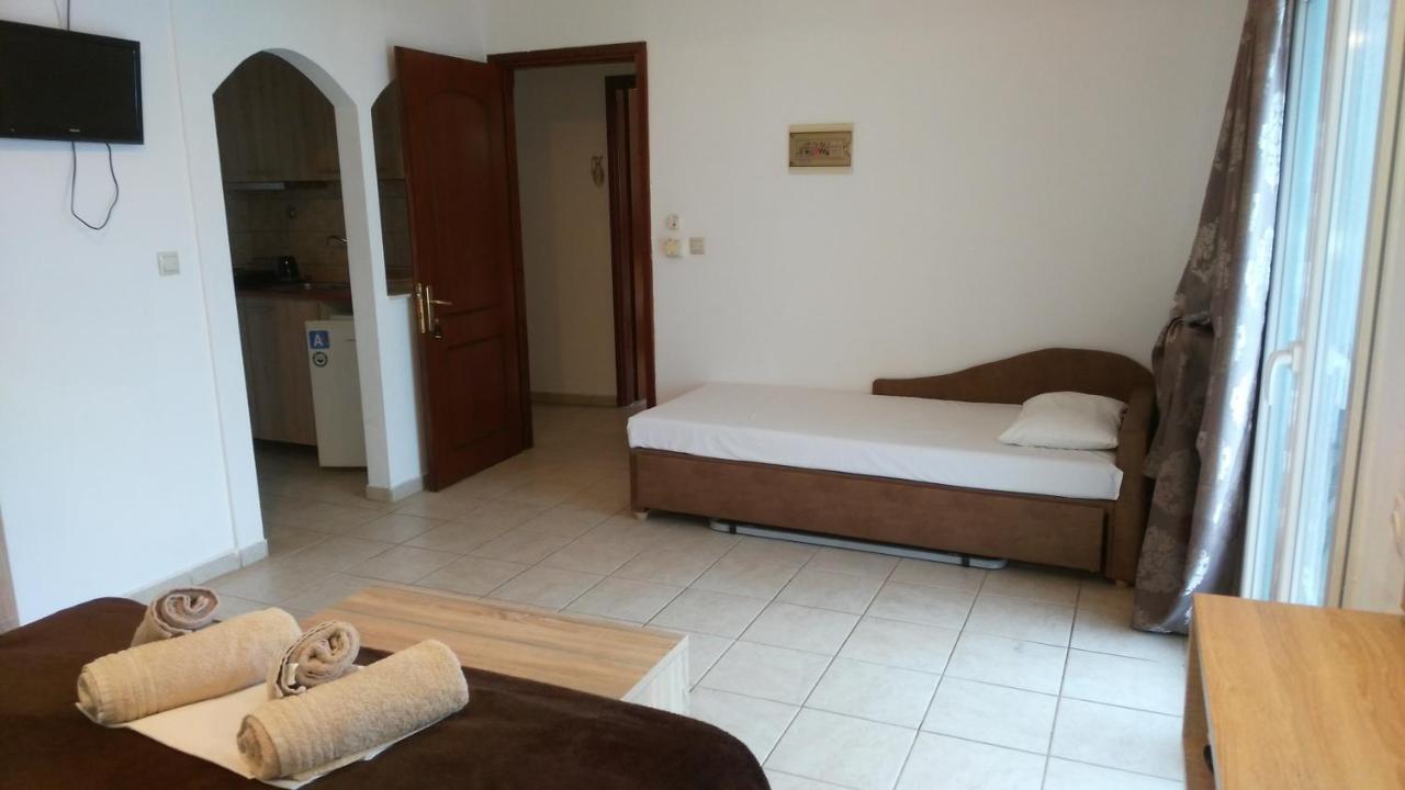 Psarou apartments Paralía Skotínis Extérieur photo